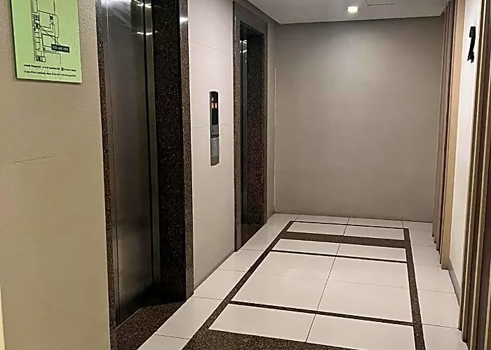 Отель 101 Nb Samspacious Place