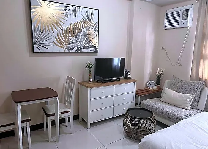 101 Nb Samspacious Place 5* Манила